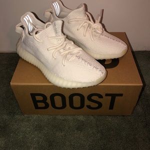 Yeezys Boost 350 V2 CP9366